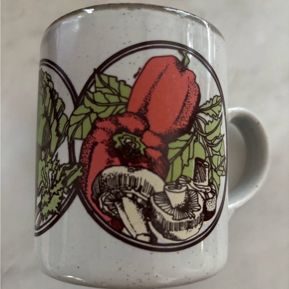Vintage stoneware ceramic coffee/tea mug made in England with vegetables design